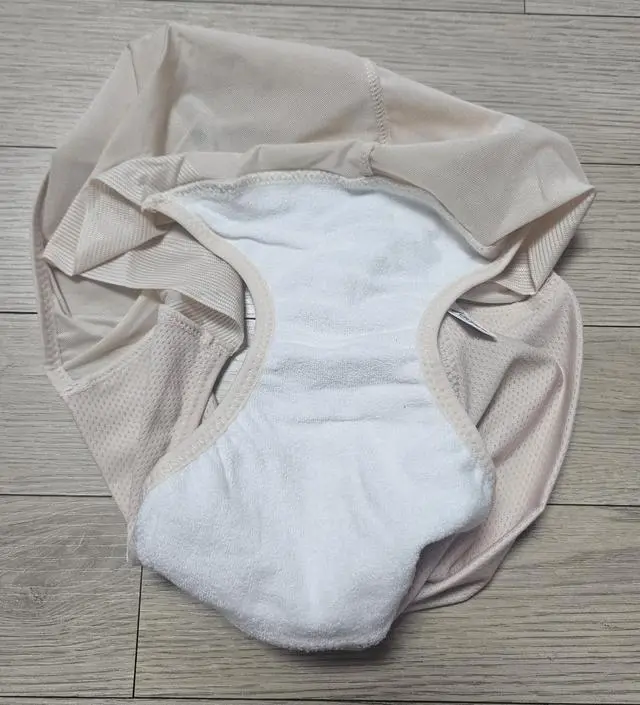 임신 초기인데 편하게 입으려 주문했어요
