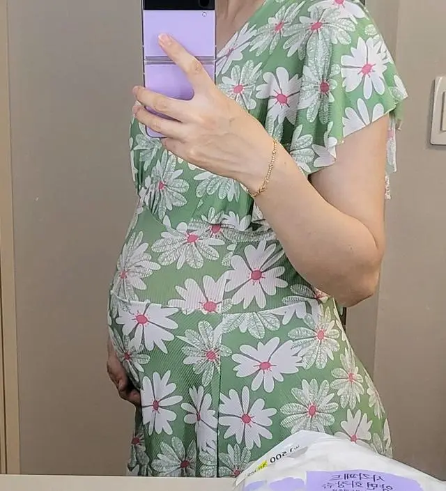 임신30주차인데 32주차에 수영장가려구요ㅎㅎ 사이즈도 딱맞고 꽉 끼지않아서 좋아여^^