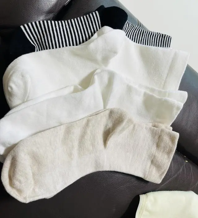 개인적으로 메쉬랑 면소재 두개다 주문했는데 메쉬가 더좋네요 
