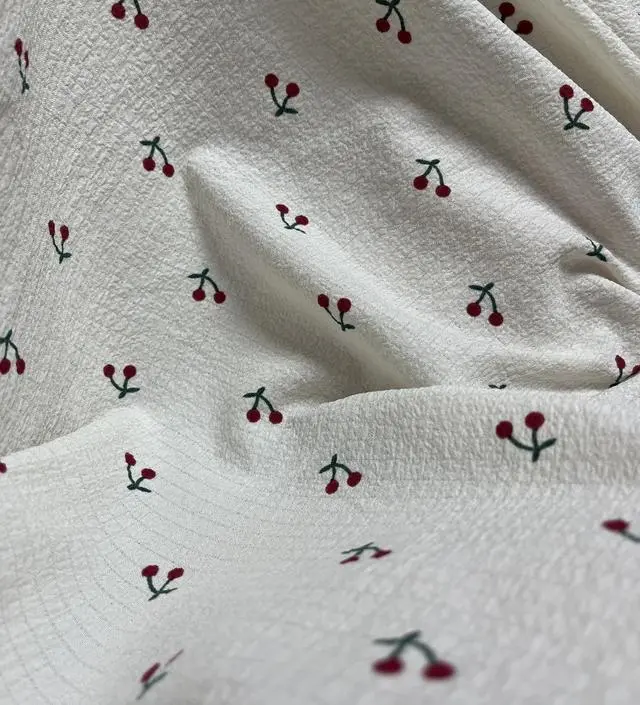 수채화사고 맘에 들어서 체리도 구매했어요
