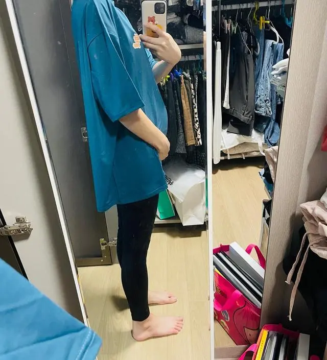 종아리, 허벅지 부분은 괜찮은데 배가 너무 쪼여요ㅠㅠ 제가 임산부수영복을 처음 입어