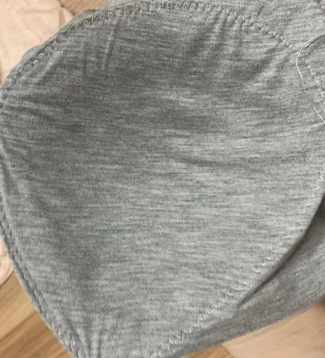 리뷰가 없어 사이즈 고민을 했는데, l는 내부 밴드 밑가슴 34, xl은 민가슴 37.5라고 하