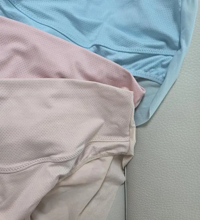 색깔예쁘고 편하게 잘 맞아요! 조리원에 들고갈예정인데 잘 입을게용