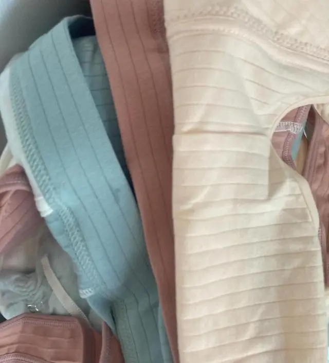 곧 출산앞두고 구매했는데 사이즈는 잘맞아요