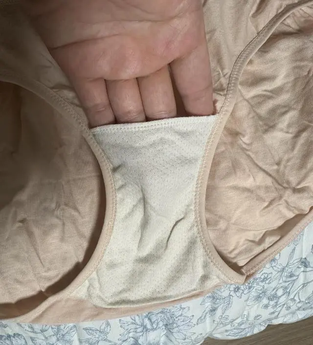 중기에 접어들고 속옷들이 안맞기 시작해서 주문했어요. 구매에 특히 신중했던 이너제품
