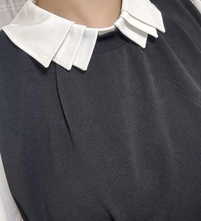 친척결혼식에 가야해서 단정한 하객용 원피스 찾고 있었는데 딱 좋아요 페이크카라를 안