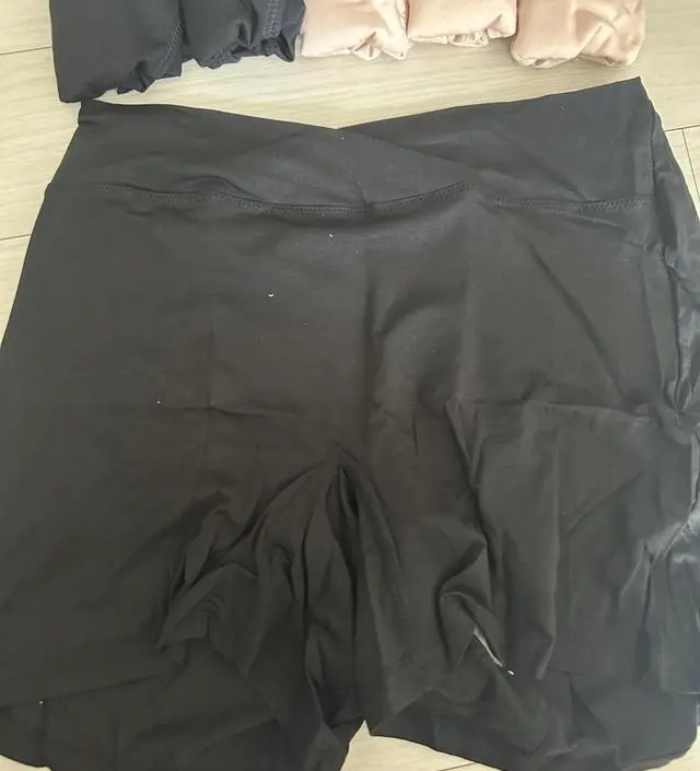 26주가 입기엔 좀 아직 커요! 원래 삼각말고 사각팬티입어서 넘 편해요!!