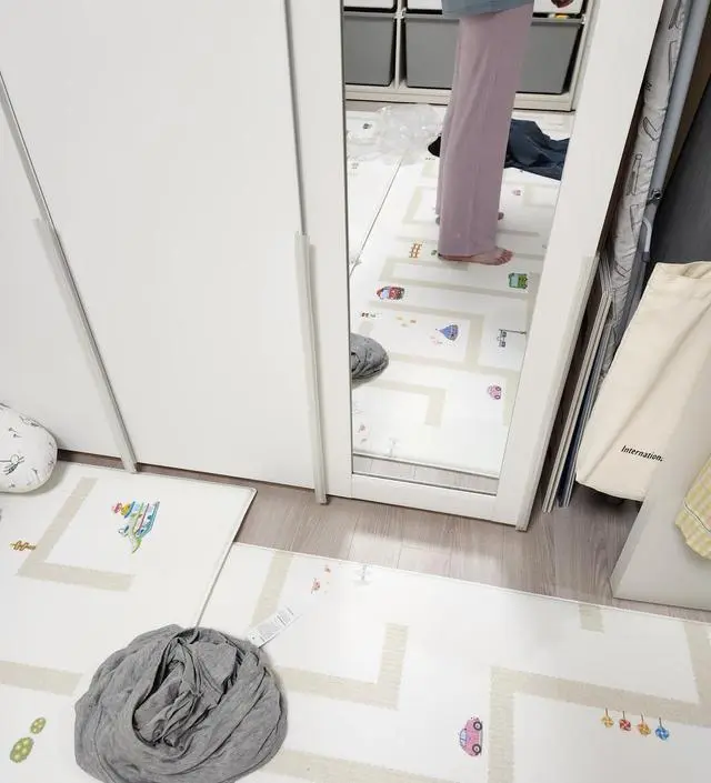 집에서 잘 때, 홈웨어로 입으려고 샀는데 2개 길이가 조금씩 달라요~ 회색은 좀 길고 라