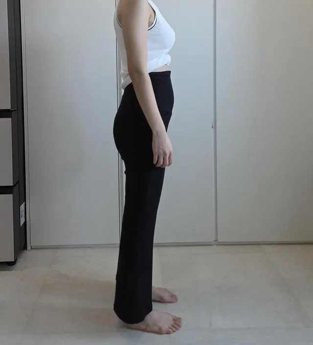 넉넉히 사이즈 잘맞고 신축성 좋아서 만삭때도 잘 입을 거 같아요. 키가 169인데 롱다리