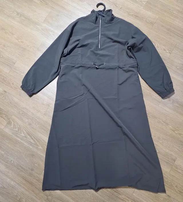 출산예정일 1월인데 가을에 입으려고 구매했어요~ 허리조절하는 부분이 가운데 있어서 