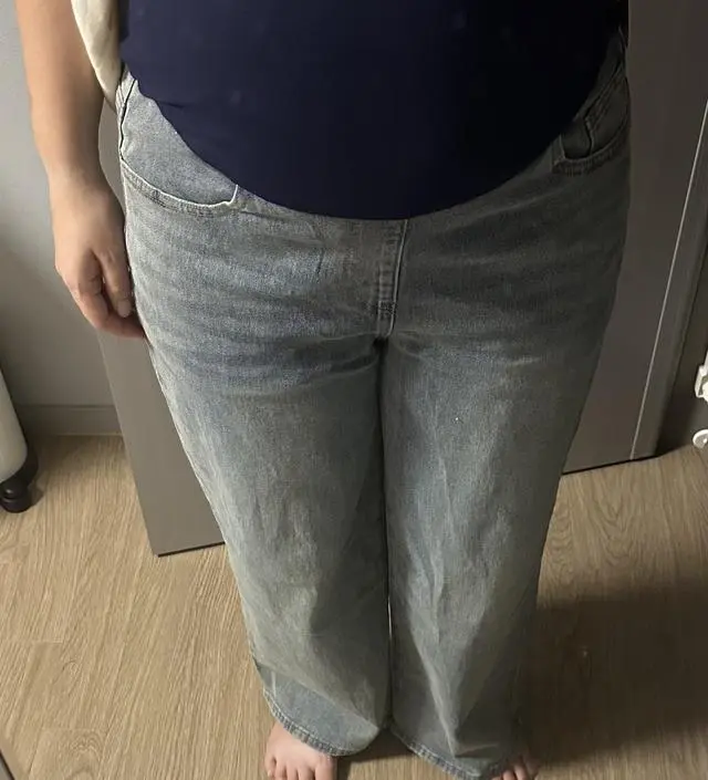 161기준 길이가 발등에 딱 떨어지고 뒷꿈치는 1센치정도 떠서 댕강댕강한 느낌이 듭니다