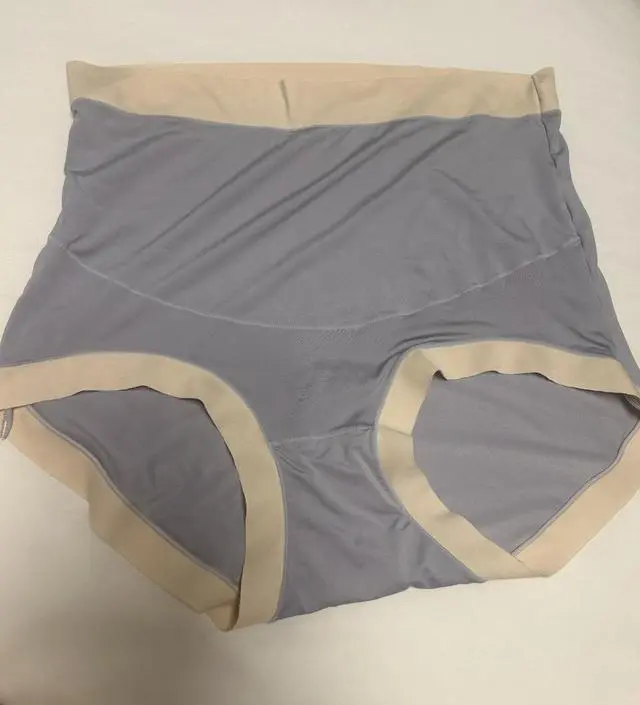 기존에 입던 팬티가 불편해서 구매했는데 재질도 좋고 쪼임이 없어서 편하게
