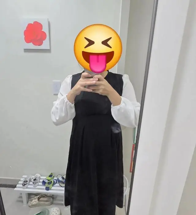 이번주 결혼식 입고갈옷이없어서 고민했는데 후기가 좋아서 주문했어요~ 윗배부분은 낙