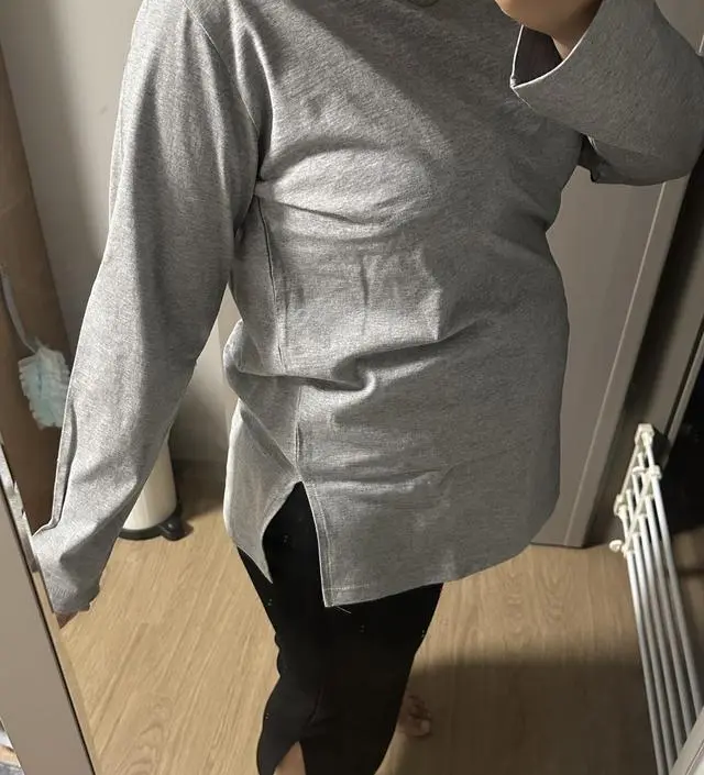 기본티는 목늘어짐 없는지, 허리선 안돌아가는지, 잦은 세탁에도 보풀이 안생기는 톡톡