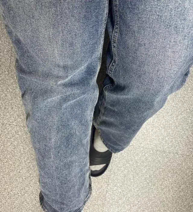 와 청바지 아주 강추합니다 167cm 인데 기장 적당하고 배가 편하면서 예쁜 핏의 청바지