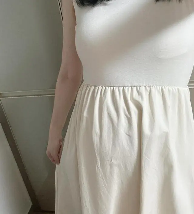 사계절 블랙 사보고 넘 마음에 들고 자주 입어서 아이버리도 샀습니다! 이제 더 선선해