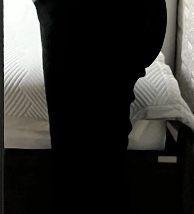 키161에 19주 59kg이에요. 여름엔 초기라 거무줄 바지로 버텼는데, 매주 배가 커지고 곧