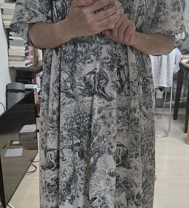 해바라기랑 수채화 하나씩 샀는데 리뷰를 거꾸로 쓰네요^^;; 이 사진은 수채화 입니다.