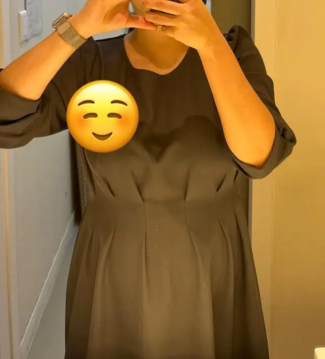 직장 유니폼으로 입으려고 구매 했는데 정말 완젼 대 만족입니당 ㅎ ㅎ 비싼편이 아니라