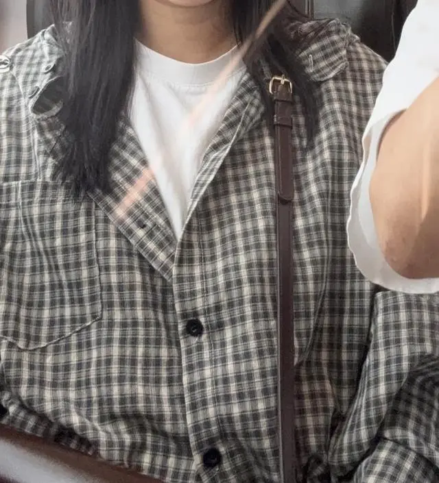 얇아서 간절기에 입기딱좋아요
