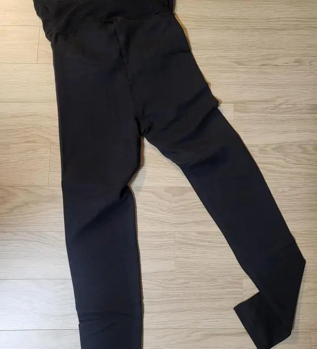 리뷰 정독하고 주문해서 사이즈 딱 마음에.들어요
