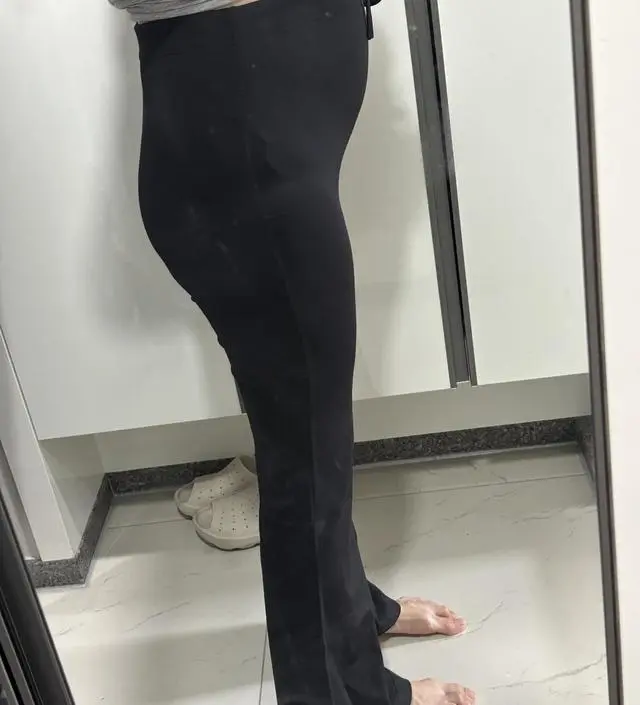 딱 제 스타일의 바지였는데 리뷰가 없어서 망설였어요
