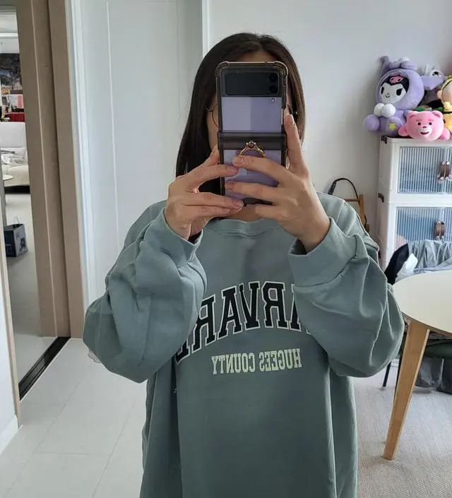 편하고 좋네요 ~ 색도 이쁘고 편한 평상복으로 입기 딱이에요 길이감도 있어서 더 좋아