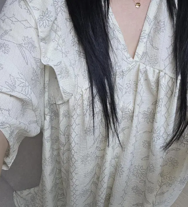 배가 점점 불러오면서 집에서 잠옷 입으려고 구매했어요.
