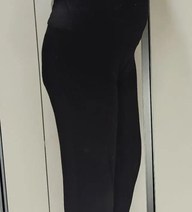 잠옷으로 구매했는데 아주 편하고 소재도 부드러워서 좋아요!!하비 체형에도 허벅지 편