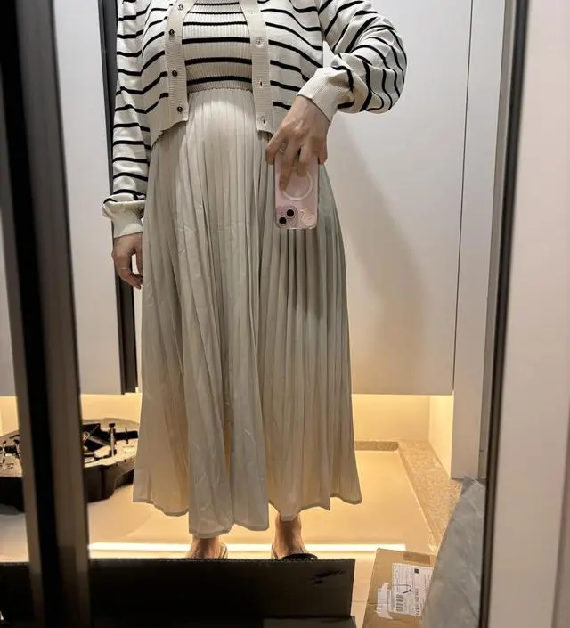 이뻐요오 블랙은 점잖아보인다면 
