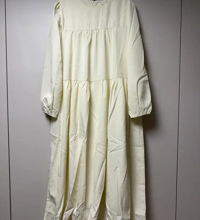 조금 시원해지면 입으려구요~! 옷 이뻐요 ㅎㅎ 만삭돼도 잘 입을 수 있을 것 같아영!!