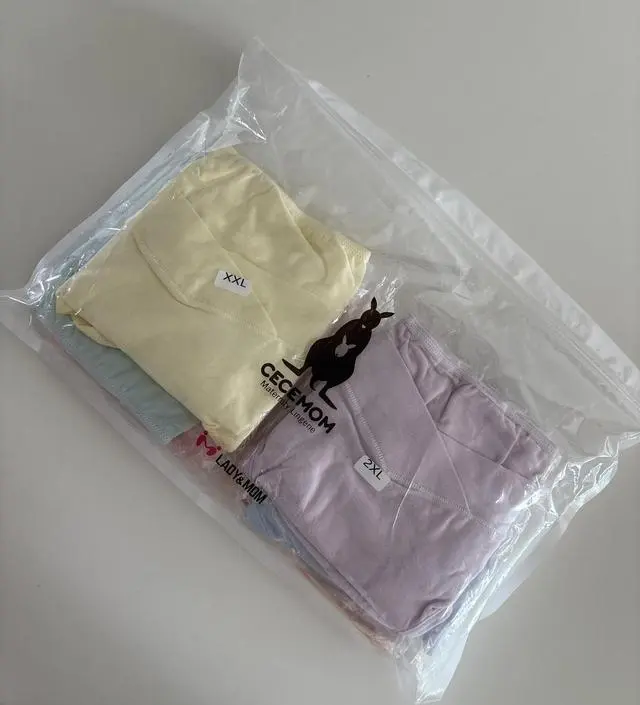 색깔이 이브네요 집에서 편하게 입으려고 넉넉한 사이즈 주문했어요 편해요