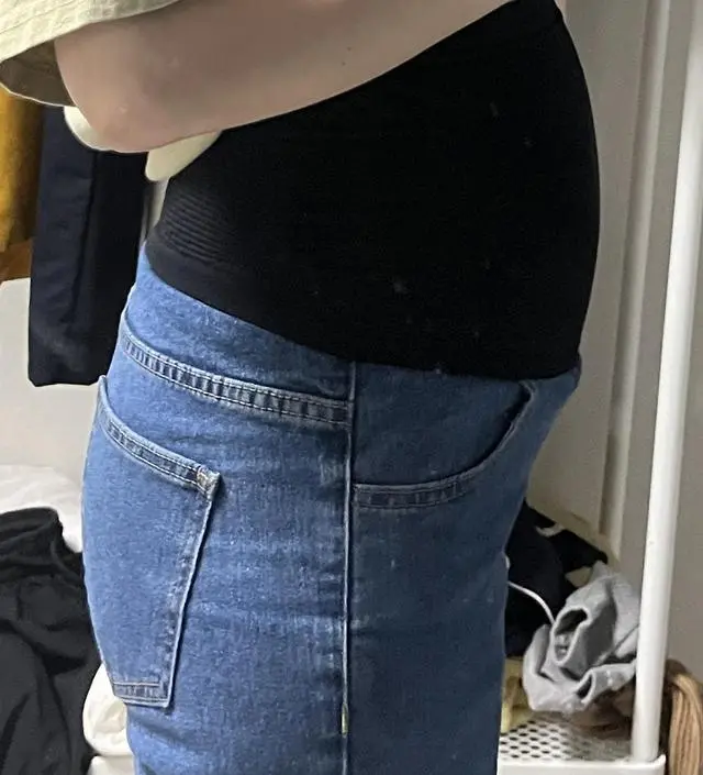 18주입니다. 적당히 딱 맞아서 지금은 핏이 예쁭데 만삭때는 잘 모르겠어요. 임신 중기