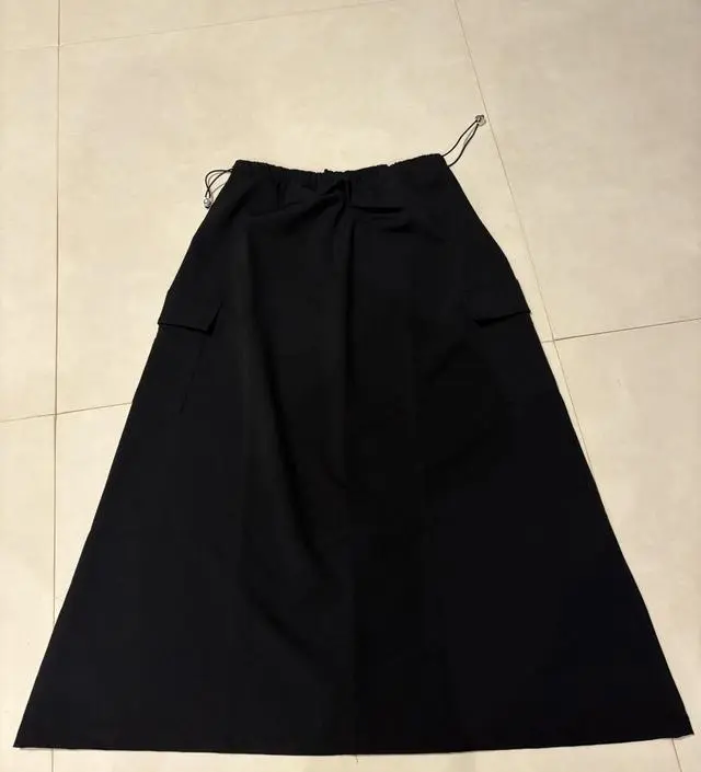 허리에 스트링있어서 배가 많이 나왔음에도 아주아주 편안해요!!