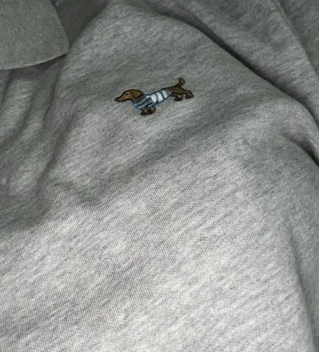 너무 편하고 가볍고 좋네요❤️ 남편도 편해보인다고하고 요 갱얼쥐가 너무 귀엽다고 ㅋ