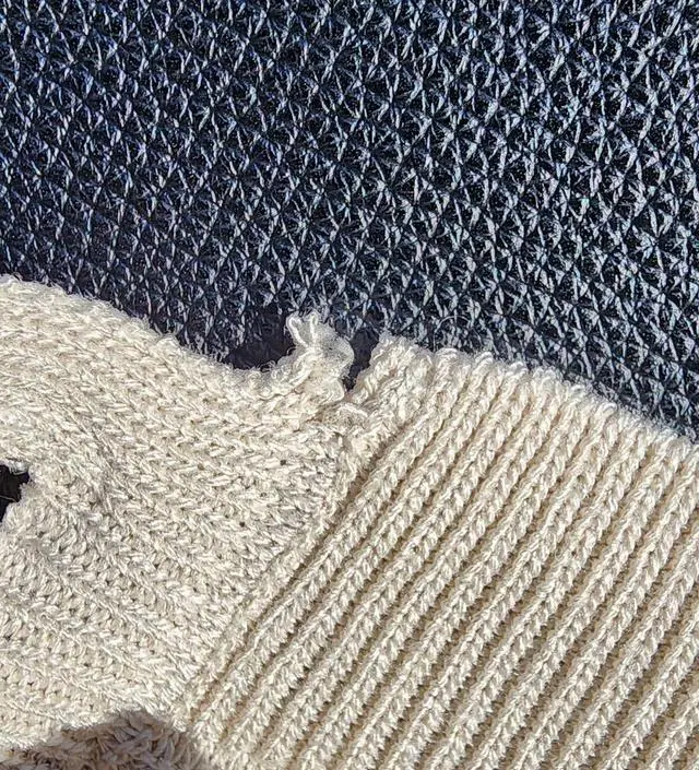 디자인이랑 사이즈 모두 맘에 들어요. 더위를 잘 느껴서 가디건을 벗으면 민소매 원피스