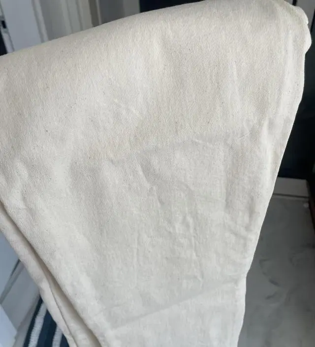 약간 오트밀같으면서 살짝기모가있어요
