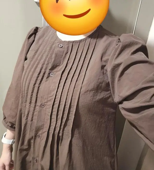 치마부분 옷이 엄청 넓어요 제가 소임에서 원피스 산 것 중에 꽤 넓은 편인것같아요 중