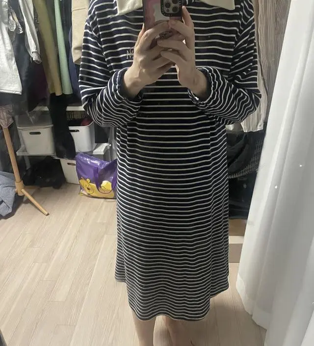 사이즈가 살짝 넉넉해요~ 그래도 편하게 막달까지 입을수있을 것 같아요! 소임 메이드 