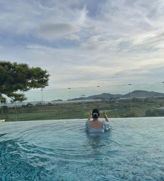 이뻐요 수영장가서 잘 입었어요.
