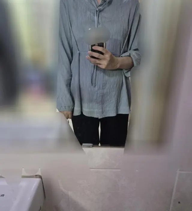 사이즈 넉넉하고 소재가 간절기에 입기 조아요~