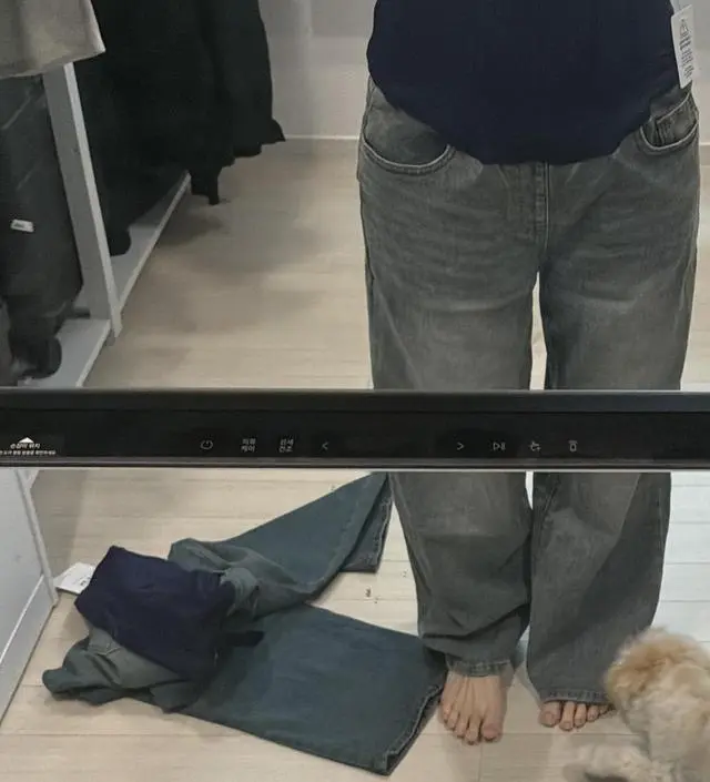 평소에 기장 살짝 길게 입는 거 좋아하는데 딱 좋아하는 기장이고,
