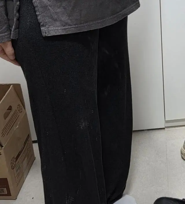 찰랑거리고 가볍고 너무너무 편해요~ 다른색으로 하나 더 장만해야 겠어요!