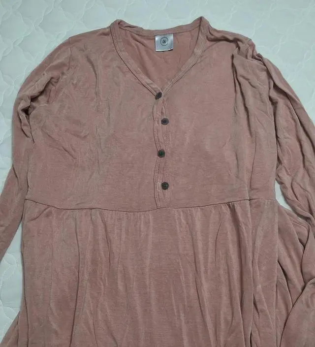 소재가 완존 야들야들하면서 집 안에서 입기에 너무 편안하네요