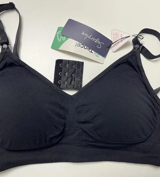 사이즈 고민했는데 컵이 넉넉한 편이라 
