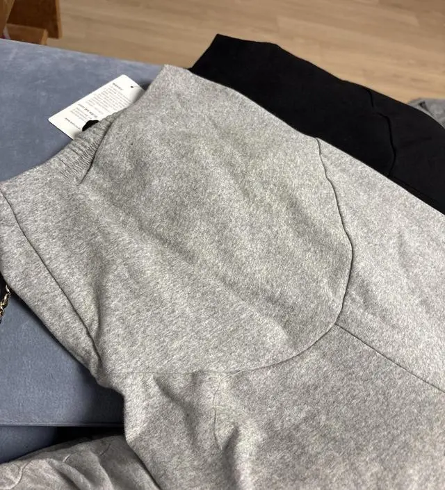 날이 추워지면서 잠옷 속에 편하게 입고 싶어서 주문했어요