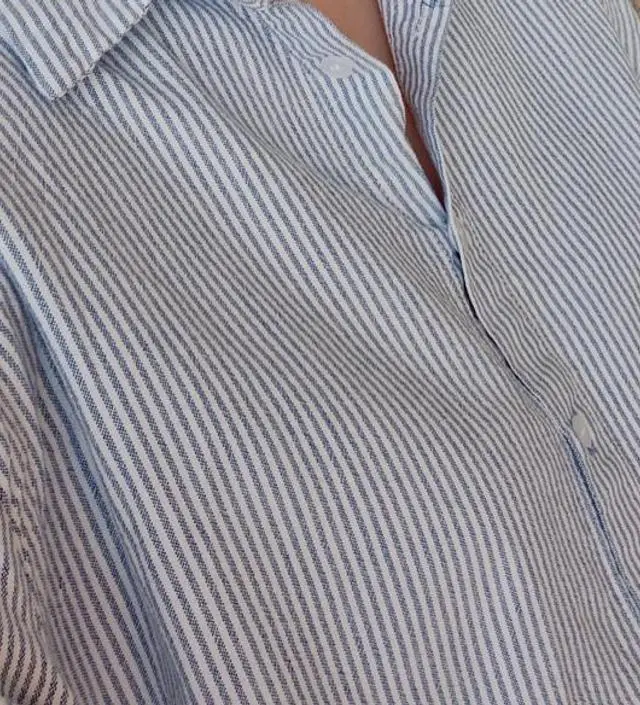 키가 작은편이라 고민했는데 엉덩이도 살짝 가려져서 좋아요  통도 넓어서 배부분도 편