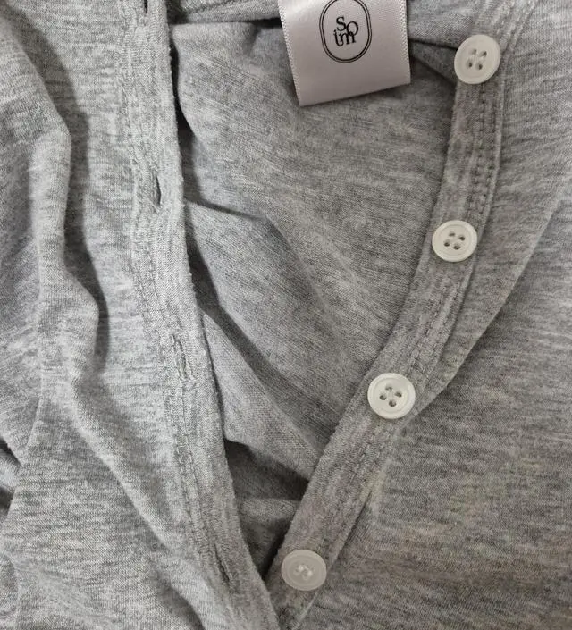 부들부들하고  앞단추가 있어서 편해요