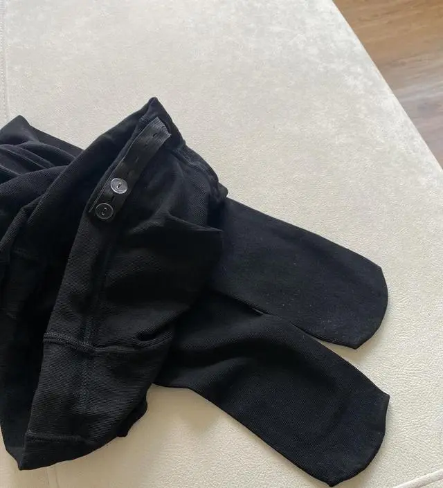 쫀쫀하고 좋아보여요! 이제 쌀쌀해지는 것 같아서 샀는데 만족입니다!