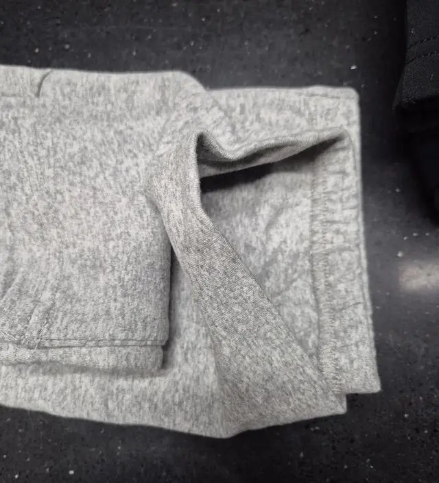 쫀쫀하게 잘 늘어나고 만삭까지 너무 잘입을꺼 같아요!